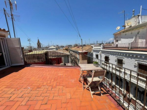 Ático con Terraza cerca de la Plaza de la Virgen